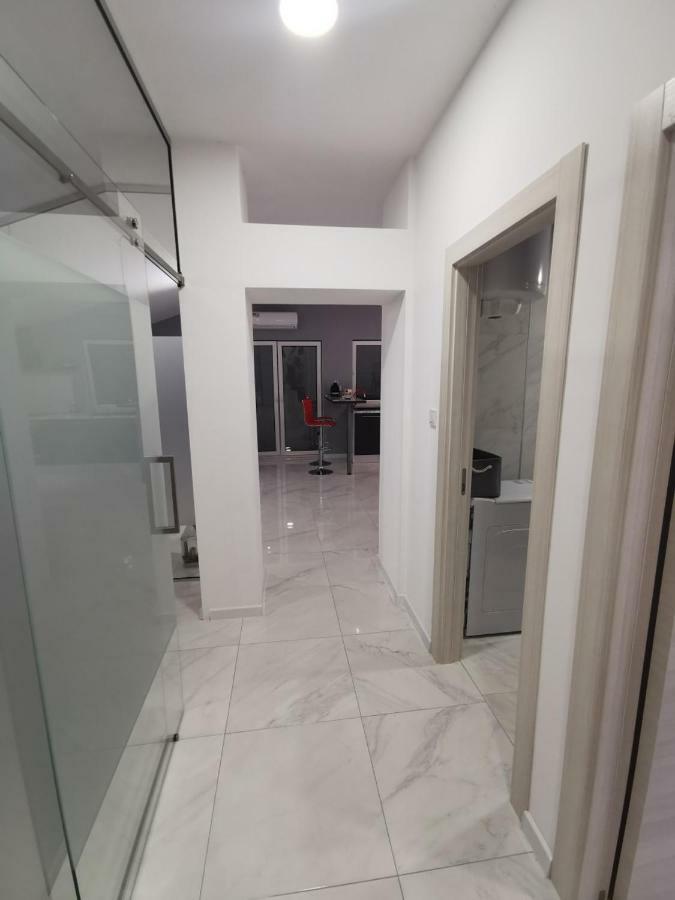 Premium Two-Bedroom Apartment Viskovo Екстериор снимка