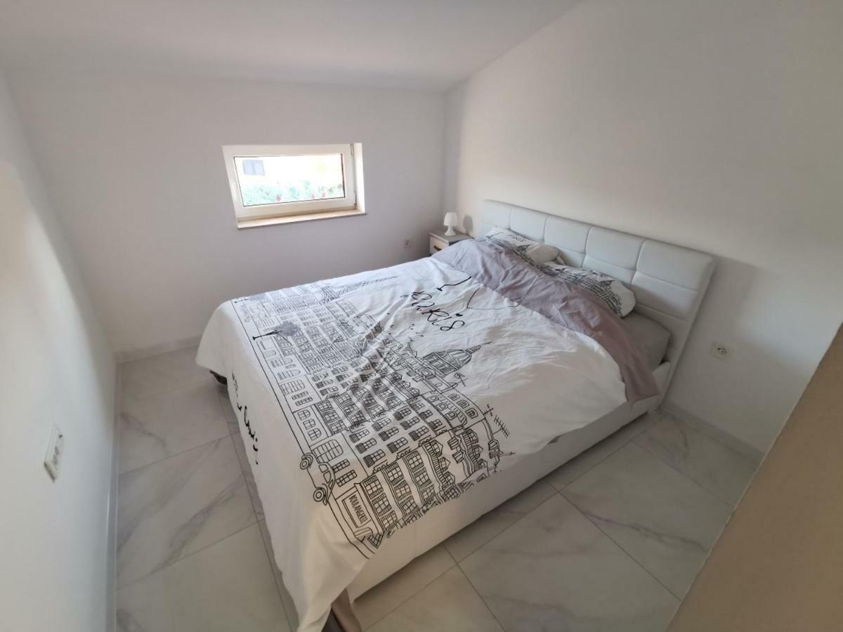 Premium Two-Bedroom Apartment Viskovo Екстериор снимка